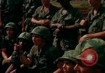 Standbild 4 Infanterie Division Indoktrination Camp Enari Vietnam, 1967, aus Sekunde 39 historischem Filmmaterial Videoclip 65675021018