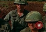 Standbild 4 Infanterie Division Indoktrination Camp Enari Vietnam, 1967, aus Sekunde 54 historischem Filmmaterial Videoclip 65675021018