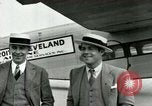 Image Passagers dans un avion trimotorisé Ford Cleveland Ohio USA, 1927, de la seconde 4 séquences d'archives historiques vidéo 65675021022