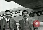 Image Passagers dans un avion trimotorisé Ford Cleveland Ohio USA, 1927, de la seconde 11 séquences d'archives historiques vidéo 65675021022