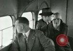 Image Passagers dans un avion trimotorisé Ford Cleveland Ohio USA, 1927, de la seconde 61 séquences d'archives historiques vidéo 65675021022