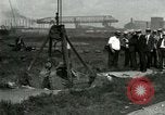 Standbild Wasser Tunnelbau United States USA, 1929, aus Sekunde 27 historischem Filmmaterial Videoclip 65675021028