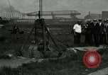 Standbild Wasser Tunnelbau United States USA, 1929, aus Sekunde 28 historischem Filmmaterial Videoclip 65675021028