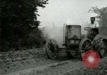 Standbild frühen Modell des Traktors United States USA, 1917, aus Sekunde 15 historischem Filmmaterial Videoclip 65675021032