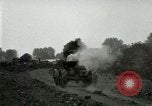 Standbild frühen Modell des Traktors United States USA, 1917, aus Sekunde 34 historischem Filmmaterial Videoclip 65675021032