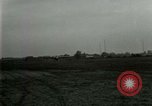 Standbild Ford Tri Motor und Balloon race Detroit Michigan USA, 1926, aus Sekunde 25 historischem Filmmaterial Videoclip 65675021036