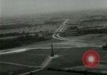 Standbild Ford Tri Motor und Balloon race Detroit Michigan USA, 1926, aus Sekunde 43 historischem Filmmaterial Videoclip 65675021036