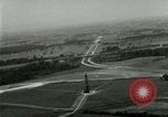 Standbild Ford Tri Motor und Balloon race Detroit Michigan USA, 1926, aus Sekunde 44 historischem Filmmaterial Videoclip 65675021036