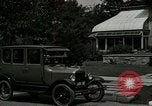 Immagine di Ford Touring Car United States USA, 1922, secondo 43 filmato di repertorio 65675021038
