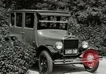 Immagine di Ford Touring Car United States USA, 1922, secondo 45 filmato di repertorio 65675021038