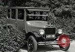 Immagine di Ford Touring Car United States USA, 1922, secondo 46 filmato di repertorio 65675021038