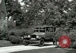 Immagine di Ford Touring Car United States USA, 1922, secondo 55 filmato di repertorio 65675021038