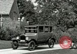Immagine di Ford Touring Car United States USA, 1922, secondo 56 filmato di repertorio 65675021038