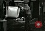 Immagine di Auto unità di produzione United States USA, 1926, secondo 28 filmato di repertorio 65675021039