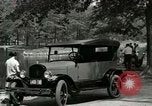 Immagine di La Ford Modello T automobili United States USA, 1926, secondo 10 filmato di repertorio 65675021040
