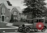 Immagine di La Ford Modello T automobili United States USA, 1926, secondo 57 filmato di repertorio 65675021040