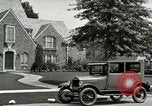 Immagine di La Ford Modello T automobili United States USA, 1926, secondo 61 filmato di repertorio 65675021040