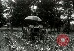 Standbild Fordson Traktor United States USA, 1920, aus Sekunde 22 historischem Filmmaterial Videoclip 65675021045