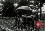 Standbild Fordson Traktor United States USA, 1920, aus Sekunde 28 historischem Filmmaterial Videoclip 65675021045