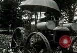 Standbild Fordson Traktor United States USA, 1920, aus Sekunde 33 historischem Filmmaterial Videoclip 65675021045