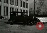 Immagine di Automobili Ford di 1920s United States USA, 1927, secondo 17 filmato di repertorio 65675021053