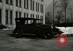 Immagine di Automobili Ford di 1920s United States USA, 1927, secondo 18 filmato di repertorio 65675021053
