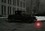 Immagine di Automobili Ford di 1920s United States USA, 1927, secondo 61 filmato di repertorio 65675021053