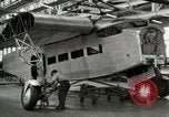 Immagine di Ford tutto il metallo Tri di produzione del motore United States USA, 1926, secondo 20 filmato di repertorio 65675021056