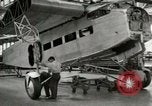 Immagine di Ford tutto il metallo Tri di produzione del motore United States USA, 1926, secondo 27 filmato di repertorio 65675021056