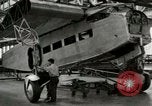Immagine di Ford tutto il metallo Tri di produzione del motore United States USA, 1926, secondo 30 filmato di repertorio 65675021056