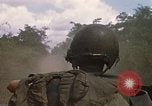 Standbild 11 gepanzerte Kavallerie Kambodscha, 1970, aus Sekunde 17 historischem Filmmaterial Videoclip 65675021059