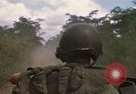 Standbild 11 gepanzerte Kavallerie Kambodscha, 1970, aus Sekunde 19 historischem Filmmaterial Videoclip 65675021059