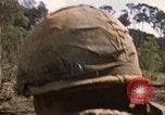 Standbild 11 gepanzerte Kavallerie Kambodscha, 1970, aus Sekunde 22 historischem Filmmaterial Videoclip 65675021059