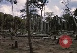 Standbild 11 gepanzerte Kavallerie Kambodscha, 1970, aus Sekunde 34 historischem Filmmaterial Videoclip 65675021059
