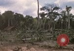 Standbild 11 gepanzerte Kavallerie Kambodscha, 1970, aus Sekunde 42 historischem Filmmaterial Videoclip 65675021059