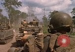 Standbild 11 gepanzerte Kavallerie Kambodscha, 1970, aus Sekunde 49 historischem Filmmaterial Videoclip 65675021059