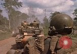 Standbild 11 gepanzerte Kavallerie Kambodscha, 1970, aus Sekunde 52 historischem Filmmaterial Videoclip 65675021059