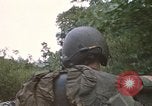 Standbild 11 gepanzerte Kavallerie Kambodscha, 1970, aus Sekunde 9 historischem Filmmaterial Videoclip 65675021060
