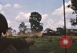 Standbild 11 gepanzerte Kavallerie Kambodscha, 1970, aus Sekunde 27 historischem Filmmaterial Videoclip 65675021060