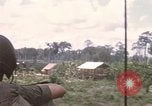 Standbild 11 gepanzerte Kavallerie Kambodscha, 1970, aus Sekunde 50 historischem Filmmaterial Videoclip 65675021060