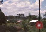 Standbild 11 gepanzerte Kavallerie Kambodscha, 1970, aus Sekunde 52 historischem Filmmaterial Videoclip 65675021060