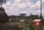 Standbild 11 gepanzerte Kavallerie Kambodscha, 1970, aus Sekunde 53 historischem Filmmaterial Videoclip 65675021060