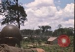 Standbild 11 gepanzerte Kavallerie Kambodscha, 1970, aus Sekunde 58 historischem Filmmaterial Videoclip 65675021060