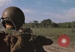 Standbild 11 gepanzerte Kavallerie Kambodscha, 1970, aus Sekunde 18 historischem Filmmaterial Videoclip 65675021061