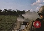 Standbild 11 gepanzerte Kavallerie Kambodscha, 1970, aus Sekunde 22 historischem Filmmaterial Videoclip 65675021061