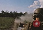 Standbild 11 gepanzerte Kavallerie Kambodscha, 1970, aus Sekunde 24 historischem Filmmaterial Videoclip 65675021061
