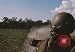 Standbild 11 gepanzerte Kavallerie Kambodscha, 1970, aus Sekunde 27 historischem Filmmaterial Videoclip 65675021061