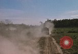 Standbild 11 gepanzerte Kavallerie Kambodscha, 1970, aus Sekunde 41 historischem Filmmaterial Videoclip 65675021061