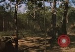 Standbild 11 gepanzerte Kavallerie Kambodscha, 1970, aus Sekunde 47 historischem Filmmaterial Videoclip 65675021061