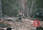 Immagine di Undicesimo Armored reggimento di cavalleria Cambogia, 1970, secondo 10 filmato di repertorio 65675021062